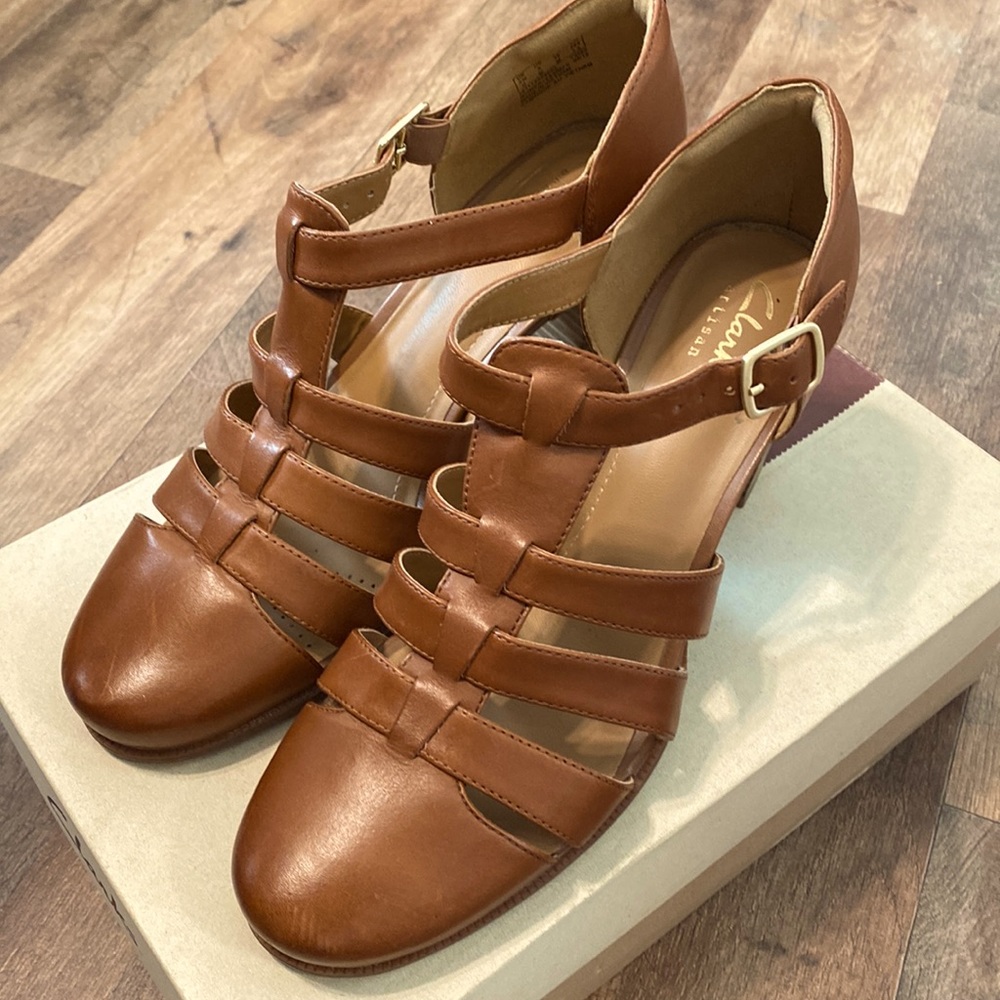 Clarks heels